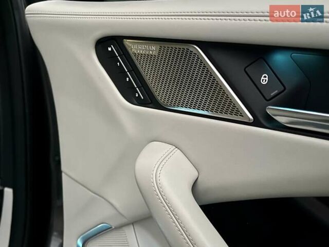 Серый Ягуар I-Pace, объемом двигателя 0 л и пробегом 83 тыс. км за 29500 $, фото 53 на Automoto.ua