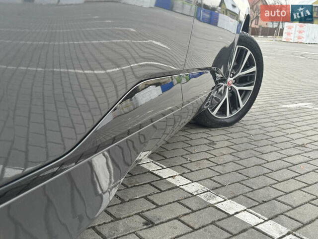 Сірий Ягуар I-Pace, об'ємом двигуна 0 л та пробігом 130 тис. км за 23999 $, фото 14 на Automoto.ua