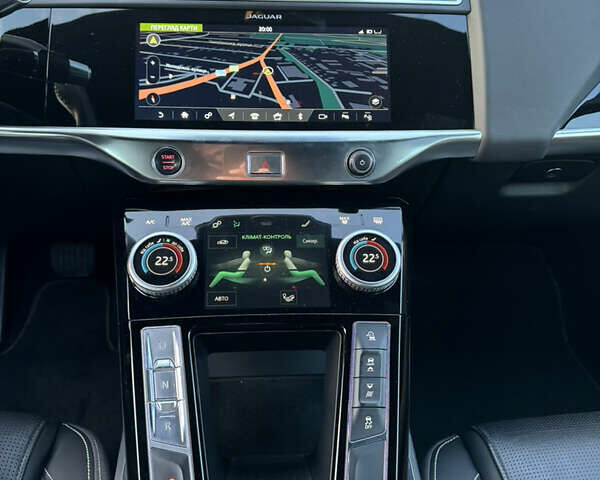 Серый Ягуар I-Pace, объемом двигателя 0 л и пробегом 149 тыс. км за 21900 $, фото 33 на Automoto.ua