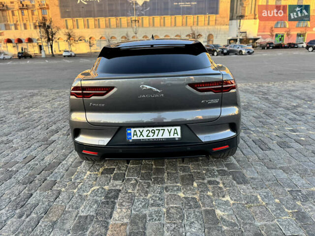 Серый Ягуар I-Pace, объемом двигателя 0 л и пробегом 111 тыс. км за 28200 $, фото 9 на Automoto.ua