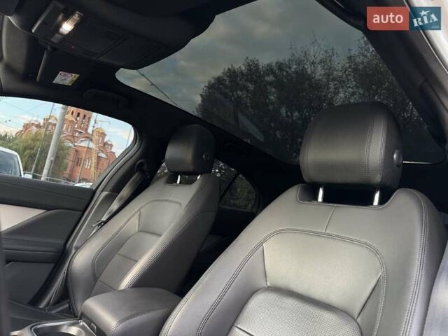 Серый Ягуар I-Pace, объемом двигателя 0 л и пробегом 209 тыс. км за 20900 $, фото 41 на Automoto.ua