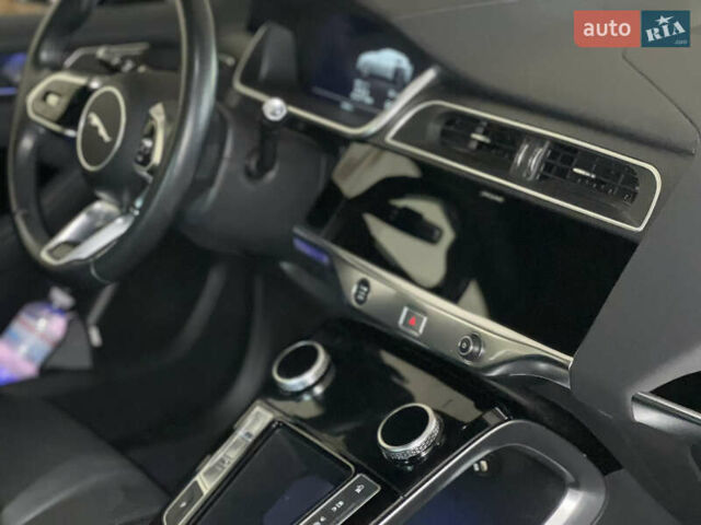 Серый Ягуар I-Pace, объемом двигателя 0 л и пробегом 150 тыс. км за 22300 $, фото 40 на Automoto.ua