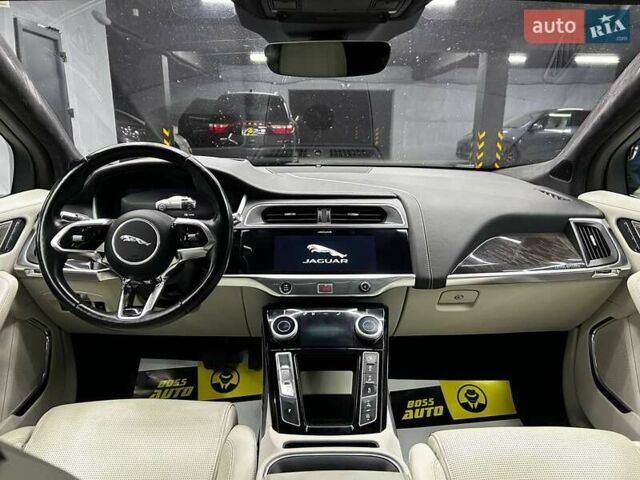 Серый Ягуар I-Pace, объемом двигателя 0 л и пробегом 152 тыс. км за 26000 $, фото 16 на Automoto.ua