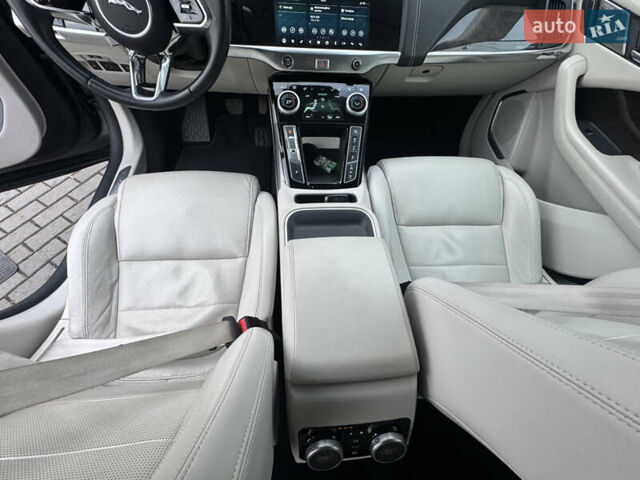 Сірий Ягуар I-Pace, об'ємом двигуна 0 л та пробігом 130 тис. км за 23999 $, фото 63 на Automoto.ua