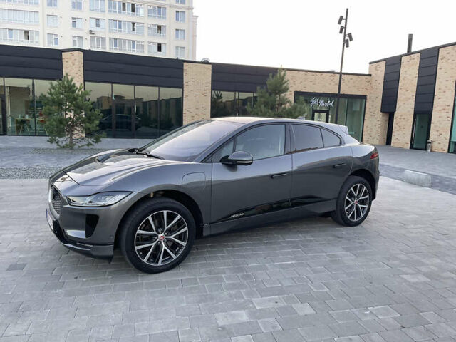 Серый Ягуар I-Pace, объемом двигателя 0 л и пробегом 97 тыс. км за 35000 $, фото 3 на Automoto.ua