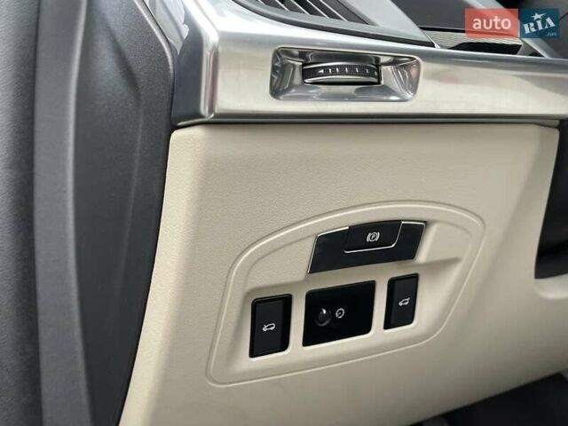 Серый Ягуар I-Pace, объемом двигателя 0 л и пробегом 83 тыс. км за 29500 $, фото 20 на Automoto.ua