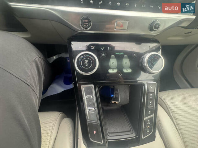 Серый Ягуар I-Pace, объемом двигателя 0 л и пробегом 129 тыс. км за 26500 $, фото 100 на Automoto.ua