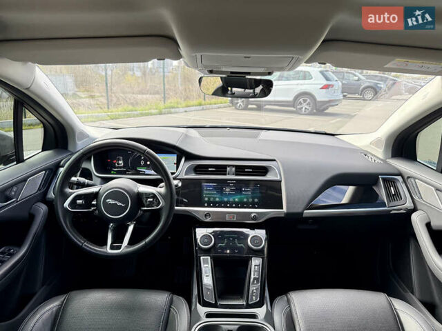 Серый Ягуар I-Pace, объемом двигателя 0 л и пробегом 89 тыс. км за 24900 $, фото 31 на Automoto.ua