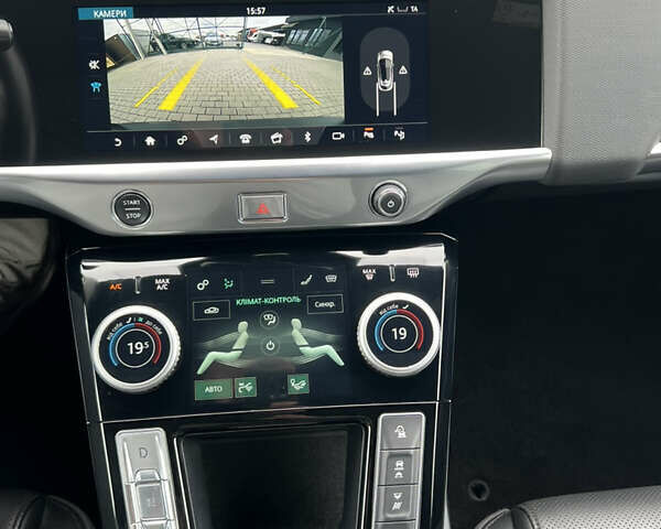 Серый Ягуар I-Pace, объемом двигателя 0 л и пробегом 85 тыс. км за 22852 $, фото 16 на Automoto.ua