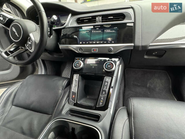 Серый Ягуар I-Pace, объемом двигателя 0 л и пробегом 118 тыс. км за 23000 $, фото 56 на Automoto.ua