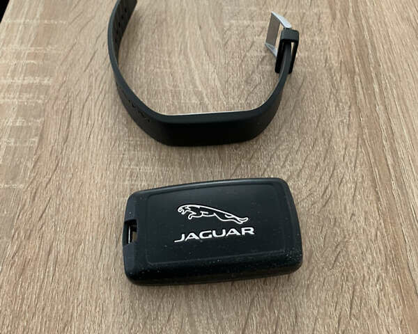 Серый Ягуар I-Pace, объемом двигателя 0 л и пробегом 151 тыс. км за 27999 $, фото 16 на Automoto.ua