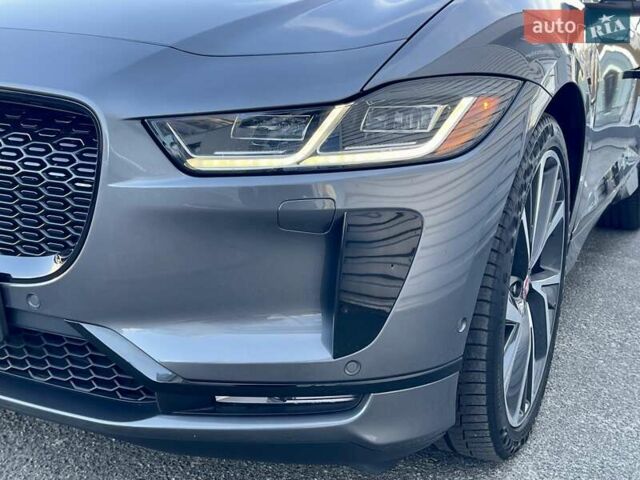 Серый Ягуар I-Pace, объемом двигателя 0 л и пробегом 83 тыс. км за 29500 $, фото 4 на Automoto.ua