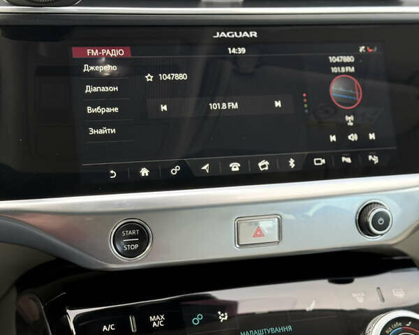 Серый Ягуар I-Pace, объемом двигателя 0 л и пробегом 169 тыс. км за 23499 $, фото 53 на Automoto.ua