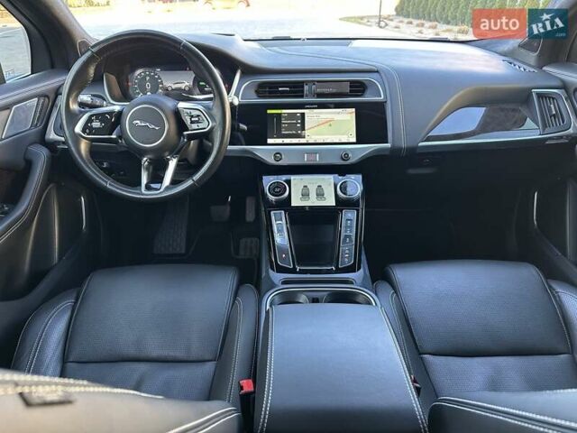 Серый Ягуар I-Pace, объемом двигателя 0 л и пробегом 94 тыс. км за 25900 $, фото 28 на Automoto.ua