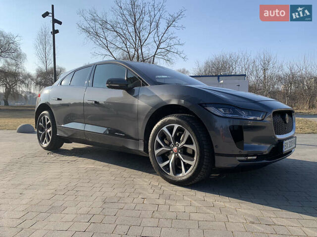 Серый Ягуар I-Pace, объемом двигателя 0 л и пробегом 82 тыс. км за 27300 $, фото 2 на Automoto.ua