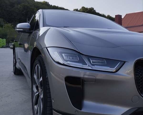 Серый Ягуар I-Pace, объемом двигателя 0 л и пробегом 149 тыс. км за 30100 $, фото 2 на Automoto.ua