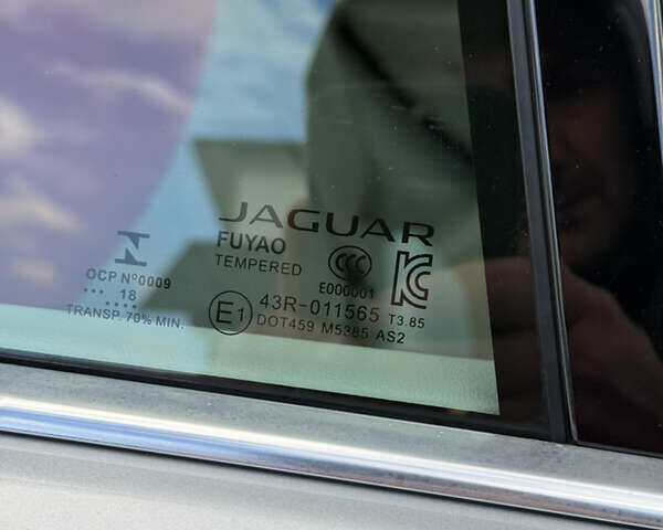 Сірий Ягуар I-Pace, об'ємом двигуна 0 л та пробігом 173 тис. км за 23499 $, фото 81 на Automoto.ua
