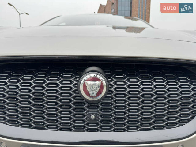 Серый Ягуар I-Pace, объемом двигателя 0 л и пробегом 118 тыс. км за 23000 $, фото 33 на Automoto.ua