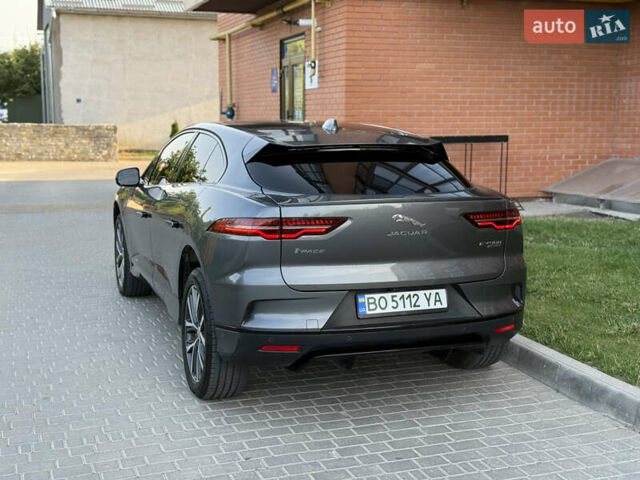 Серый Ягуар I-Pace, объемом двигателя 0 л и пробегом 89 тыс. км за 25400 $, фото 6 на Automoto.ua