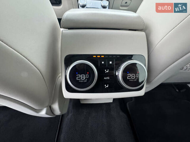 Сірий Ягуар I-Pace, об'ємом двигуна 0 л та пробігом 130 тис. км за 23999 $, фото 61 на Automoto.ua