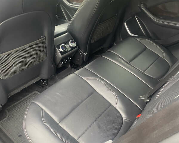 Серый Ягуар I-Pace, объемом двигателя 0 л и пробегом 118 тыс. км за 24400 $, фото 6 на Automoto.ua