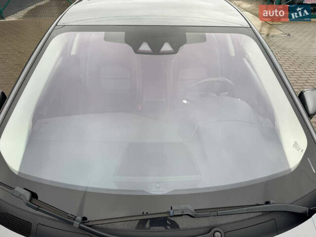 Серый Ягуар I-Pace, объемом двигателя 0 л и пробегом 149 тыс. км за 22978 $, фото 19 на Automoto.ua