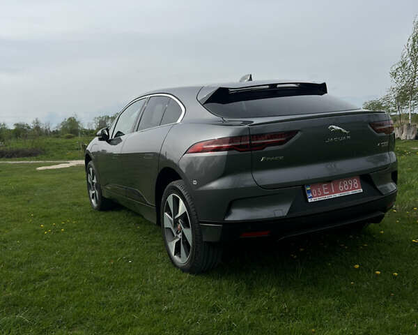 Серый Ягуар I-Pace, объемом двигателя 0 л и пробегом 145 тыс. км за 24999 $, фото 4 на Automoto.ua