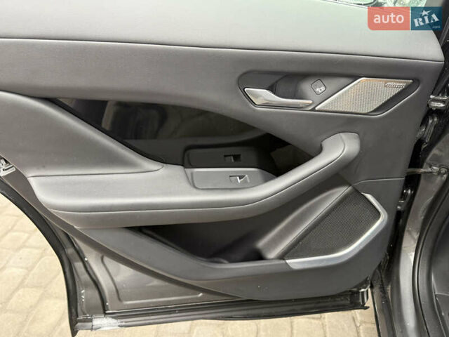 Сірий Ягуар I-Pace, об'ємом двигуна 0 л та пробігом 135 тис. км за 22999 $, фото 33 на Automoto.ua