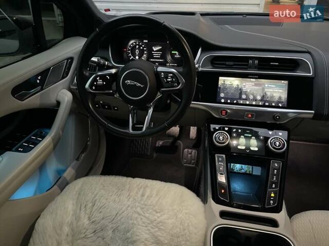 Серый Ягуар I-Pace, объемом двигателя 0 л и пробегом 83 тыс. км за 29500 $, фото 62 на Automoto.ua