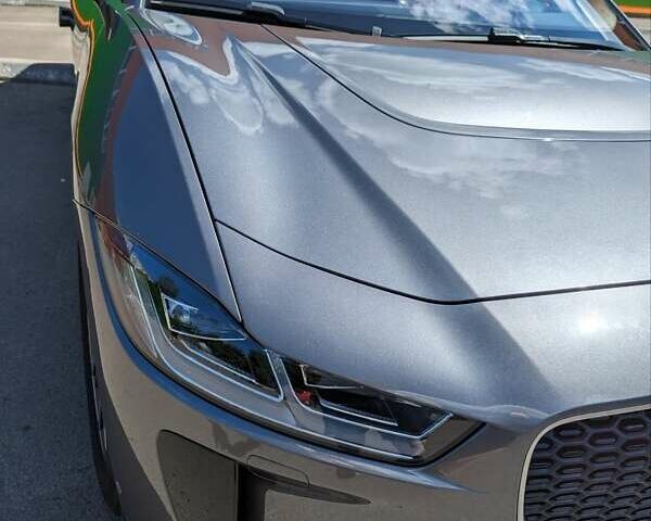 Серый Ягуар I-Pace, объемом двигателя 0 л и пробегом 72 тыс. км за 29499 $, фото 39 на Automoto.ua