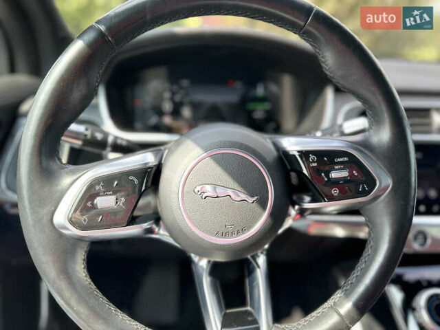 Серый Ягуар I-Pace, объемом двигателя 0 л и пробегом 90 тыс. км за 28300 $, фото 48 на Automoto.ua