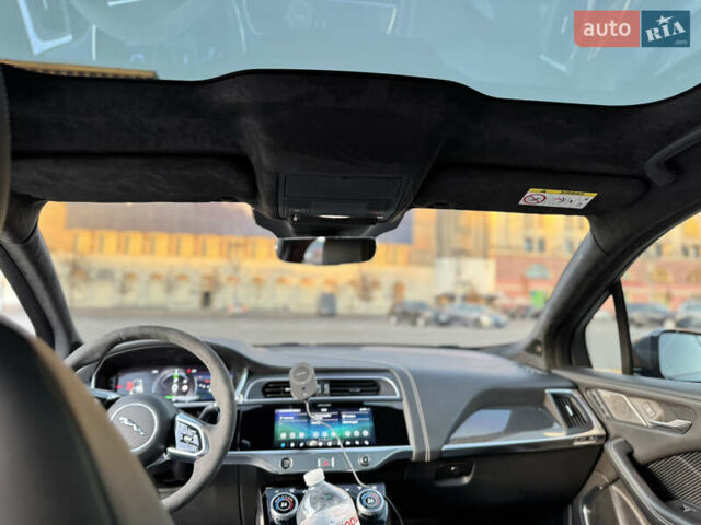 Серый Ягуар I-Pace, объемом двигателя 0 л и пробегом 111 тыс. км за 28200 $, фото 28 на Automoto.ua