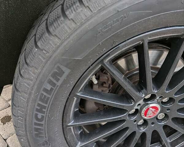 Серый Ягуар I-Pace, объемом двигателя 0 л и пробегом 169 тыс. км за 22000 $, фото 22 на Automoto.ua