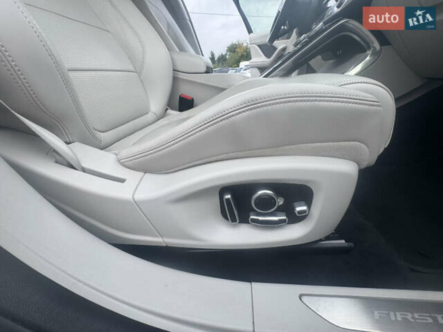 Серый Ягуар I-Pace, объемом двигателя 0 л и пробегом 129 тыс. км за 26500 $, фото 89 на Automoto.ua