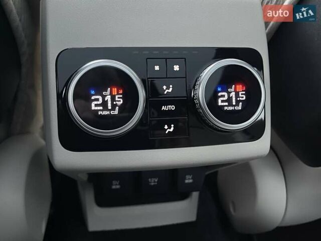 Серый Ягуар I-Pace, объемом двигателя 0 л и пробегом 83 тыс. км за 29500 $, фото 45 на Automoto.ua