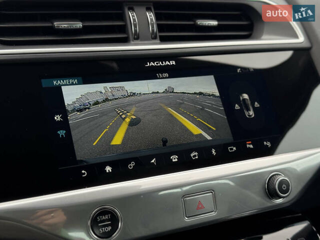 Серый Ягуар I-Pace, объемом двигателя 0 л и пробегом 150 тыс. км за 20900 $, фото 35 на Automoto.ua
