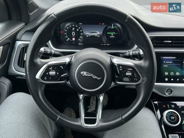 Серый Ягуар I-Pace, объемом двигателя 0 л и пробегом 85 тыс. км за 22852 $, фото 14 на Automoto.ua