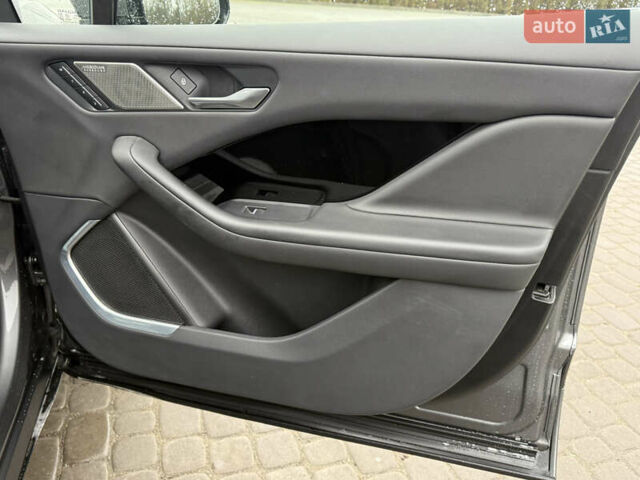Сірий Ягуар I-Pace, об'ємом двигуна 0 л та пробігом 135 тис. км за 22999 $, фото 60 на Automoto.ua