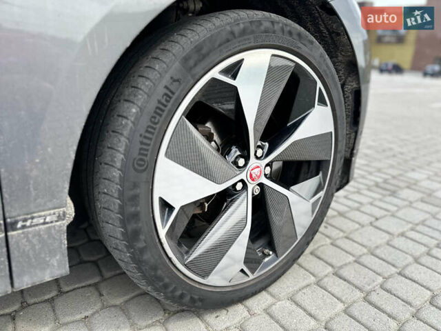 Серый Ягуар I-Pace, объемом двигателя 0 л и пробегом 90 тыс. км за 28300 $, фото 26 на Automoto.ua