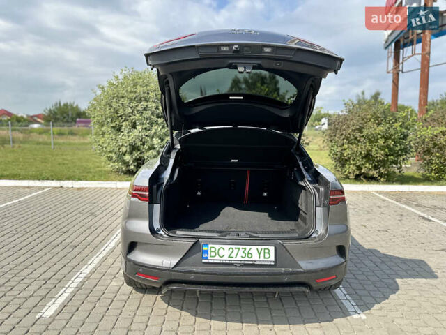 Серый Ягуар I-Pace, объемом двигателя 0 л и пробегом 90 тыс. км за 28300 $, фото 21 на Automoto.ua