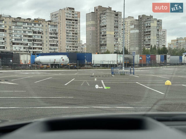 Серый Ягуар I-Pace, объемом двигателя 0 л и пробегом 150 тыс. км за 20900 $, фото 40 на Automoto.ua