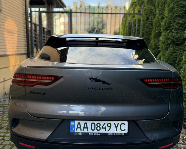 Серый Ягуар I-Pace, объемом двигателя 0 л и пробегом 54 тыс. км за 22500 $, фото 3 на Automoto.ua