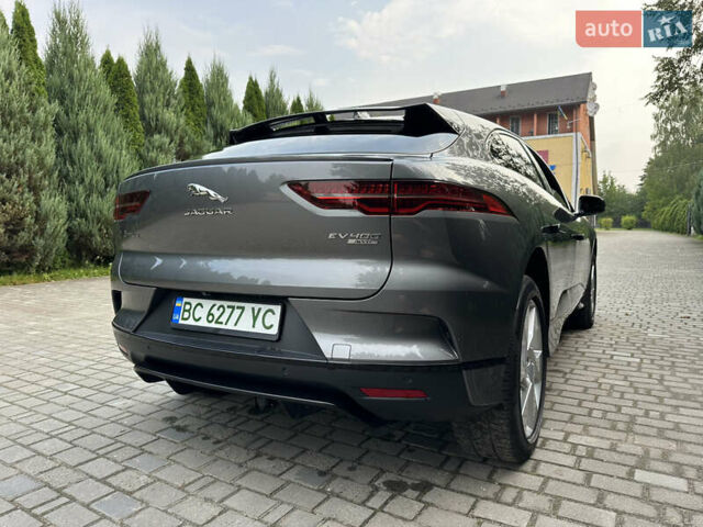Серый Ягуар I-Pace, объемом двигателя 0 л и пробегом 111 тыс. км за 22500 $, фото 4 на Automoto.ua