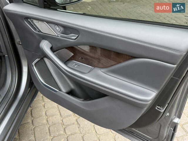 Сірий Ягуар I-Pace, об'ємом двигуна 0 л та пробігом 115 тис. км за 28000 $, фото 36 на Automoto.ua