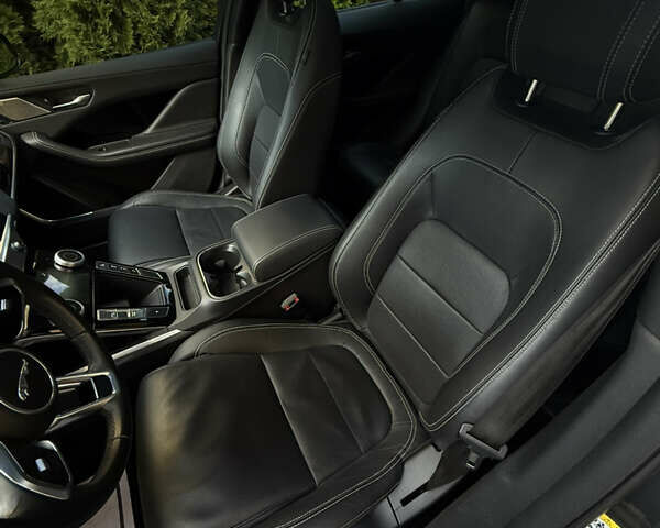 Серый Ягуар I-Pace, объемом двигателя 0 л и пробегом 54 тыс. км за 22500 $, фото 9 на Automoto.ua