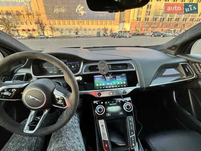 Серый Ягуар I-Pace, объемом двигателя 0 л и пробегом 111 тыс. км за 28200 $, фото 29 на Automoto.ua