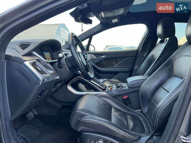 Серый Ягуар I-Pace, объемом двигателя 0 л и пробегом 155 тыс. км за 29990 $, фото 19 на Automoto.ua