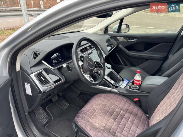 Серый Ягуар I-Pace, объемом двигателя 0 л и пробегом 104 тыс. км за 20500 $, фото 12 на Automoto.ua
