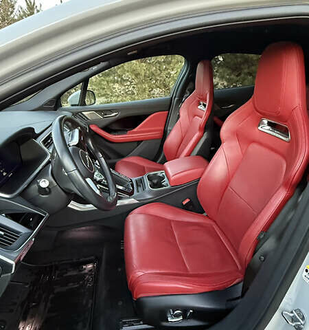 Серый Ягуар I-Pace, объемом двигателя 0 л и пробегом 134 тыс. км за 28000 $, фото 9 на Automoto.ua