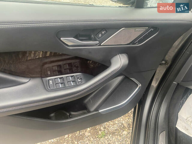 Серый Ягуар I-Pace, объемом двигателя 0 л и пробегом 118 тыс. км за 24400 $, фото 16 на Automoto.ua